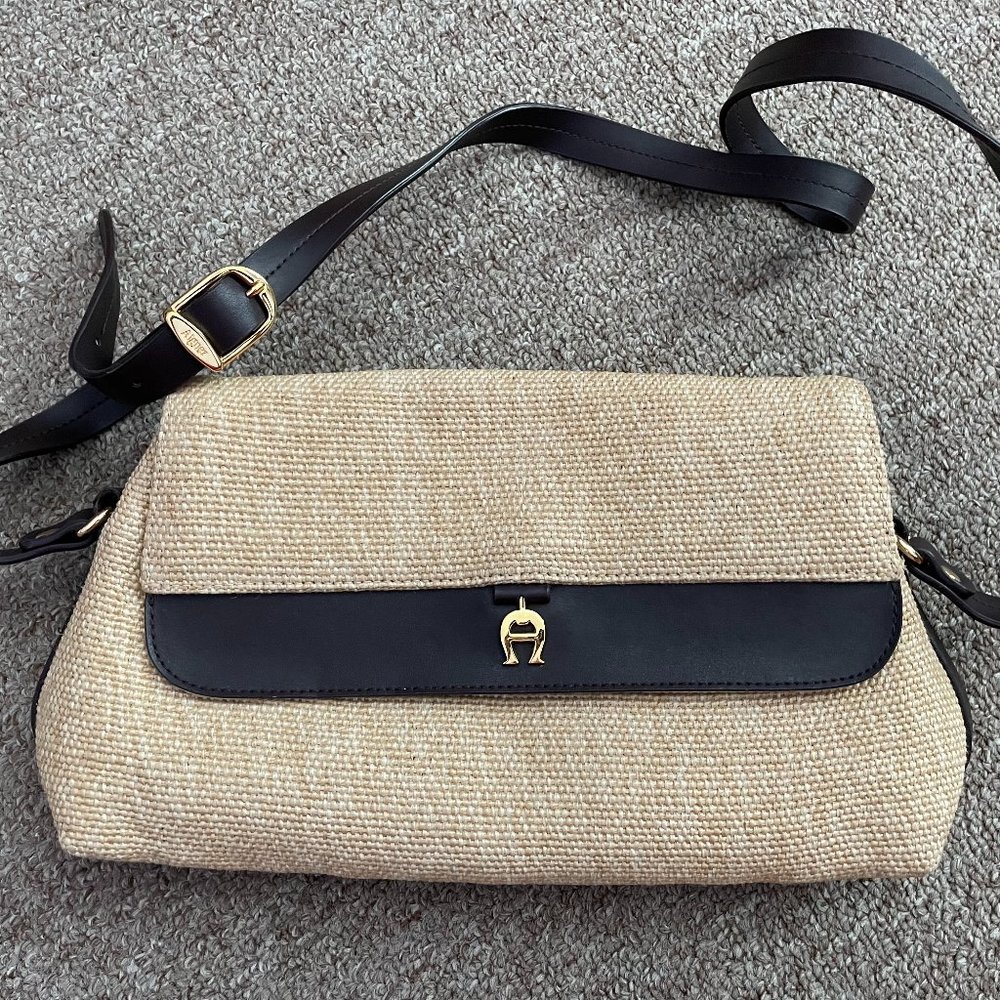 Etienne Aigner Woven Straw Fabric and Leather Handbag/Crossbody Purse